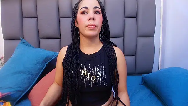 Snapshot of melany_roberts_ chatting on 05.27.26 melany roberts online show from 05.27.26
