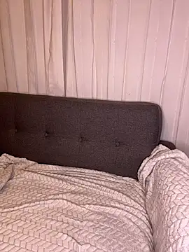 Snapshot of cristal__violetaa chatting on 02.03.26 cristal violetaa online show from 02.03.26