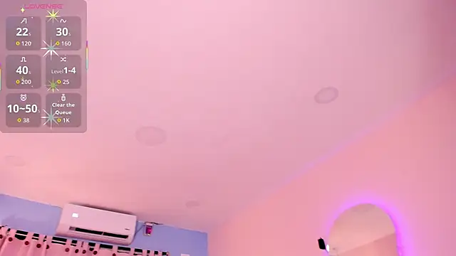 Snapshot of LOU_22_ chatting on 04.04.26 LOU 22 online show from 04.04.26