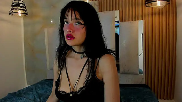 Snapshot of madissonrousecs chatting on 07.08.26 madissonrousecs online show from 07.08.26