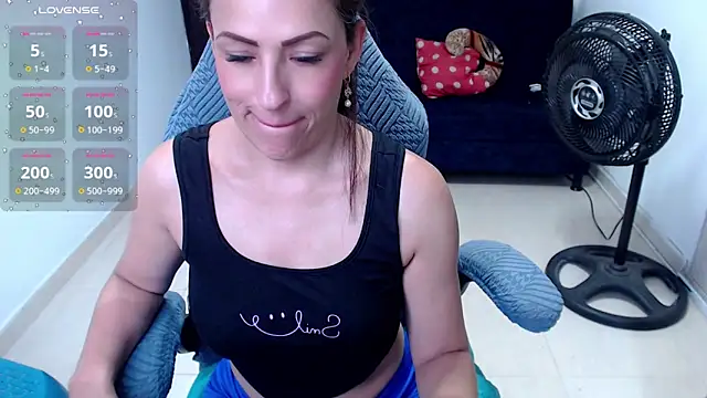 Snapshot of amelie_rose__ chatting on 07.01.26 amelie rose online show from 07.01.26