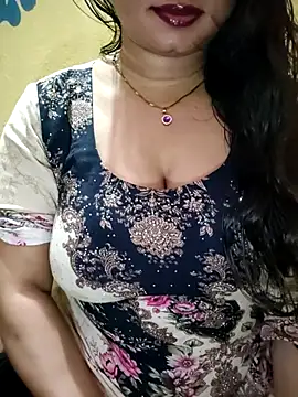 Snapshot of PARI51 chatting on 05.05.26 PARI51 online show from 05.05.26