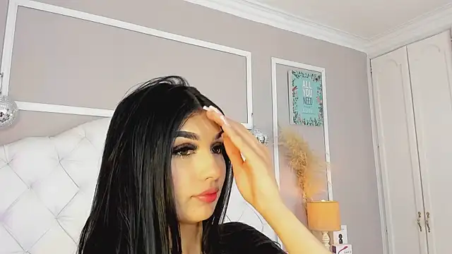 Snapshot of saryth_hott chatting on 02.04.26 saryth hott online show from 02.04.26