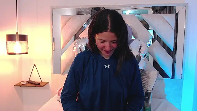 sofy bonnet online show from 02.02.26