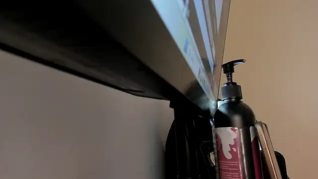 MiaTorres4 online show from 04.27.26