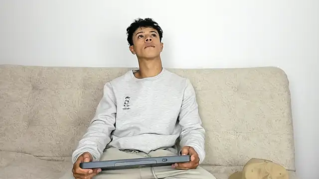 Snapshot of _Alex_Colton chatting on 02.16.26 Alex Colton online show from 02.16.26