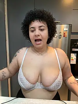 Snapshot of BabyChanntal chatting on 02.17.26 BabyChanntal online show from 02.17.26