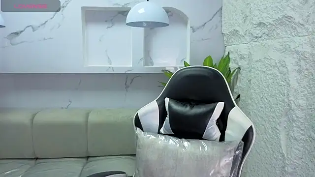 aurora tp online show from 02.10.26