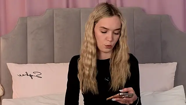 NikkiRyx online show from 06.27.26
