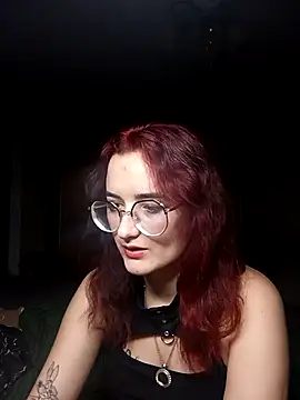 Snapshot of Persefoha chatting on 02.14.26 Persefoha online show from 02.14.26