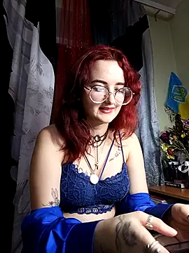 Snapshot of Persefoha chatting on 02.24.26 Persefoha online show from 02.24.26