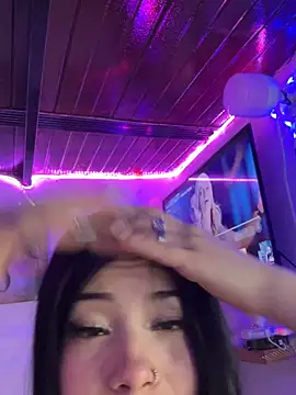 Snapshot of violettahotass chatting on 02.02.26 violettahotass online show from 02.02.26