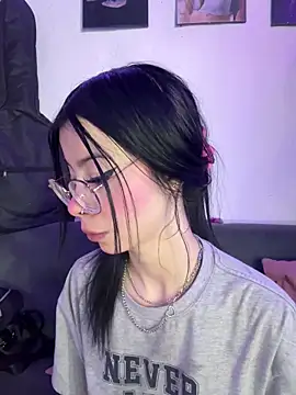 Snapshot of violettahotass chatting on 02.17.26 violettahotass online show from 02.17.26