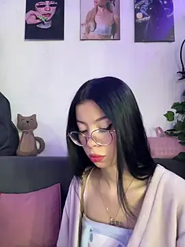 Snapshot of violettahotass chatting on 02.20.26 violettahotass online show from 02.20.26