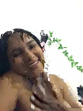 Snapshot of LiaRose- chatting on 02.24.26 LiaRose- online show from 02.24.26