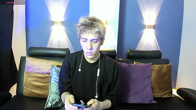 DannyParker  online show from 03.01.26