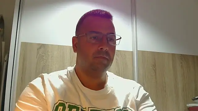 Snapshot of VanillaTime78-Jorge chatting on 05.22.26 VanillaTime78-Jorge online show from 05.22.26