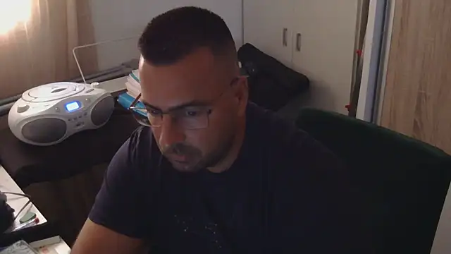 Snapshot of VanillaTime78-Jorge chatting on 07.06.26 VanillaTime78-Jorge online show from 07.06.26