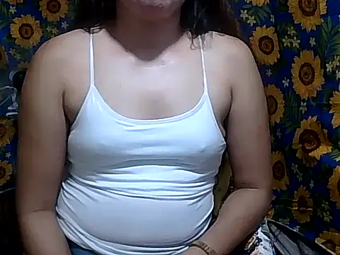 Snapshot of Sexy_HotPussy4u chatting on 04.16.26 Sexy HotPussy4u online show from 04.16.26