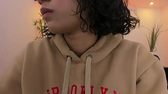 Emily bruss online show from 07.11.26