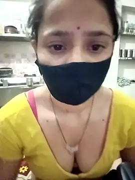 Snapshot of khushi_rawat chatting on 02.23.26 khushi rawat online show from 02.23.26