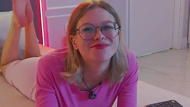 Ivy Allen online show from 02.06.26