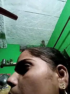 Snapshot of Priyakoli4568 chatting on 04.23.26 Priyakoli4568 online show from 04.23.26