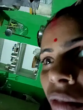 Snapshot of Priyakoli4568 chatting on 04.27.26 Priyakoli4568 online show from 04.27.26