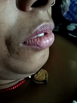 Snapshot of Priyakoli4568 chatting on 05.14.26 Priyakoli4568 online show from 05.14.26