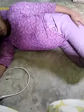 Romantic-Couple999 online show from 04.25.26