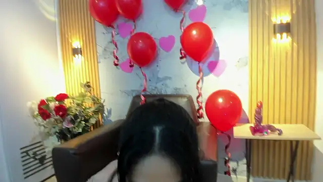 Lara pons online show from 02.10.26