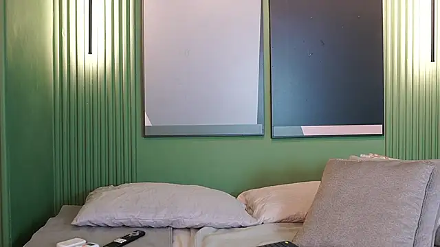 Snapshot of LiliCoxx chatting on 03.20.26 LiliCoxx online show from 03.20.26