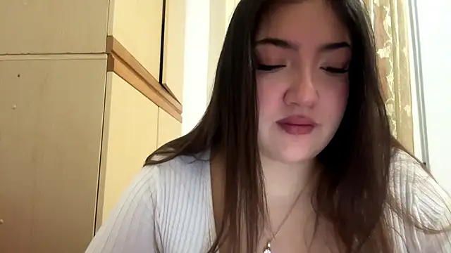 LunaVelix online show from 02.04.26