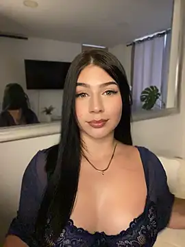 Snapshot of _HannahFox_ chatting on 07.16.26 HannahFox online show from 07.16.26
