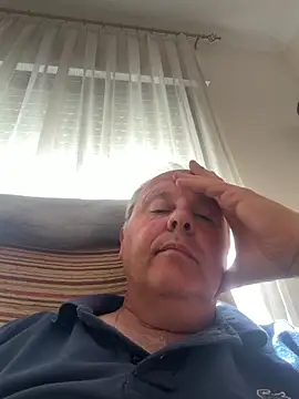 Snapshot of YachtCaptain10 chatting on 04.27.26 YachtCaptain10 online show from 04.27.26