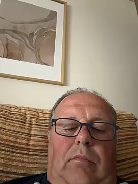 Snapshot of YachtCaptain10 chatting on 05.08.26 YachtCaptain10 online show from 05.08.26