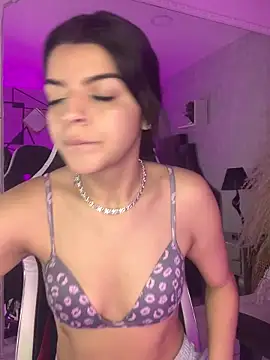 KarelyMitchel online show from 04.10.26