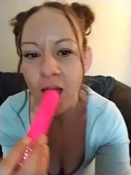 Snapshot of Sexycaylaxxxx chatting on 05.20.26 Sexycaylaxxxx online show from 05.20.26