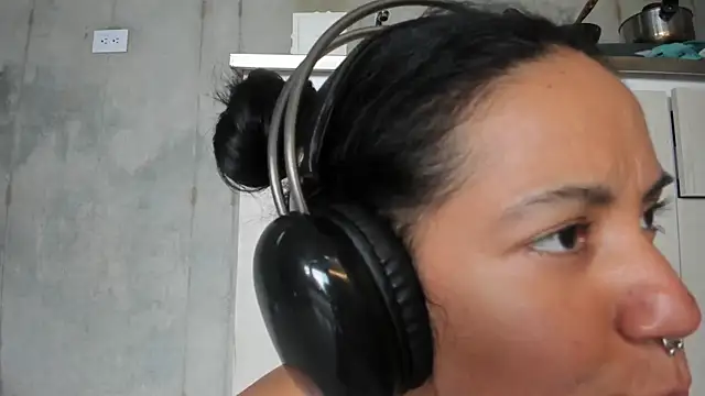 chiarafustox online show from 03.26.26