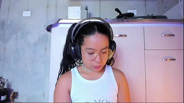 Snapshot of chiarafustox chatting on 07.26.26 chiarafustox online show from 07.26.26