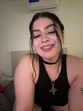 lolaaculaa online show from 02.22.26