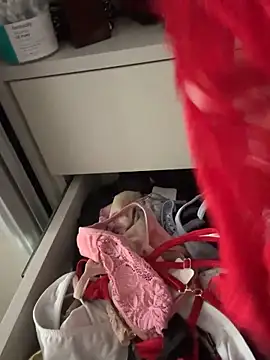 lolaaculaa online show from 03.28.26