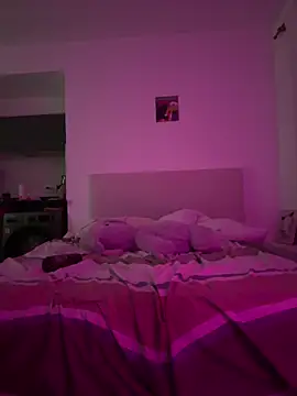 lolaaculaa online show from 04.03.26