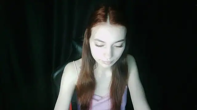 Snapshot of liza__kitty chatting on 04.15.26 liza kitty online show from 04.15.26