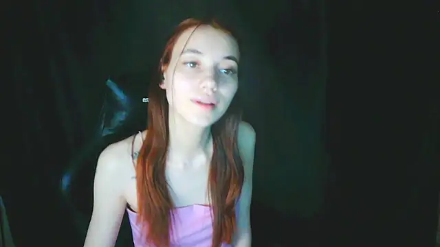 Snapshot of liza__kitty chatting on 04.18.26 liza kitty online show from 04.18.26