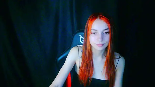 Snapshot of liza__kitty chatting on 05.08.26 liza kitty online show from 05.08.26