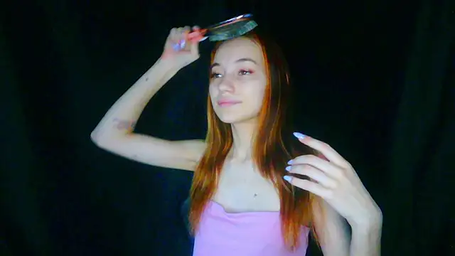 Snapshot of liza__kitty chatting on 05.30.26 liza kitty online show from 05.30.26