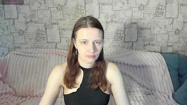 Snapshot of Kathrine_Meyer chatting on 05.06.26 Kathrine Meyer online show from 05.06.26