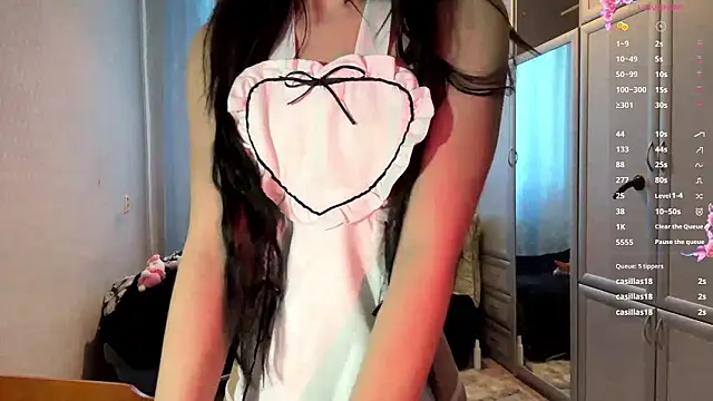 UrBabeLuna online show from 03.08.26