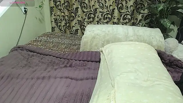 Snapshot of SEXforPLEASURE chatting on 04.02.26 SEXforPLEASURE online show from 04.02.26